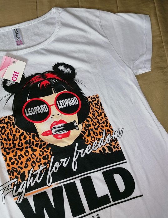 T-shirts de Senhora - Tamanho S (NOVAS)
