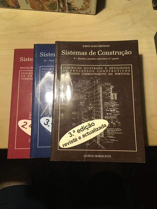 Livros de Arquitetura - Sistemas de Construção (II, III, IV)
