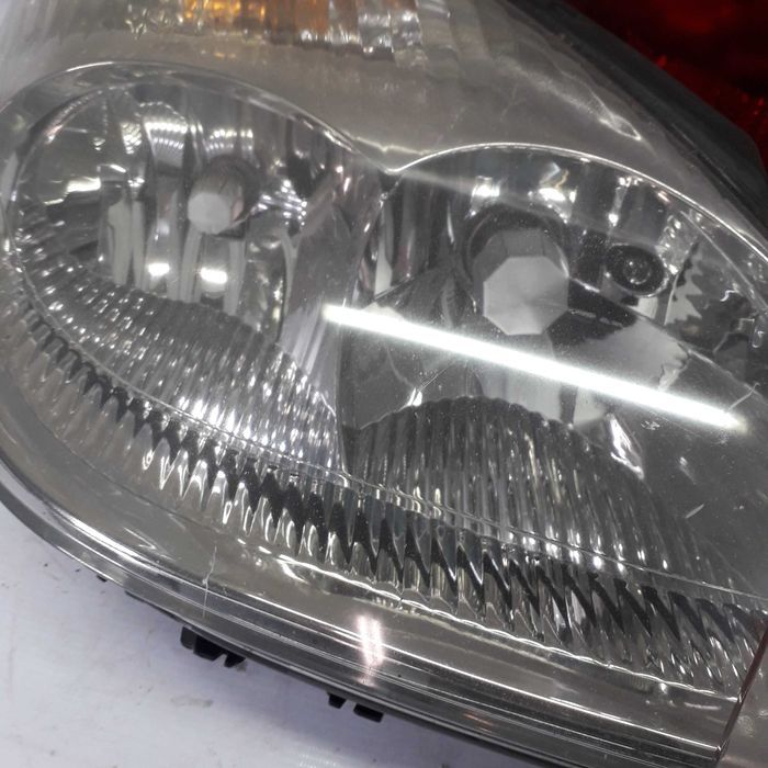 Farol e  Farolin  xenon  Citroen C5