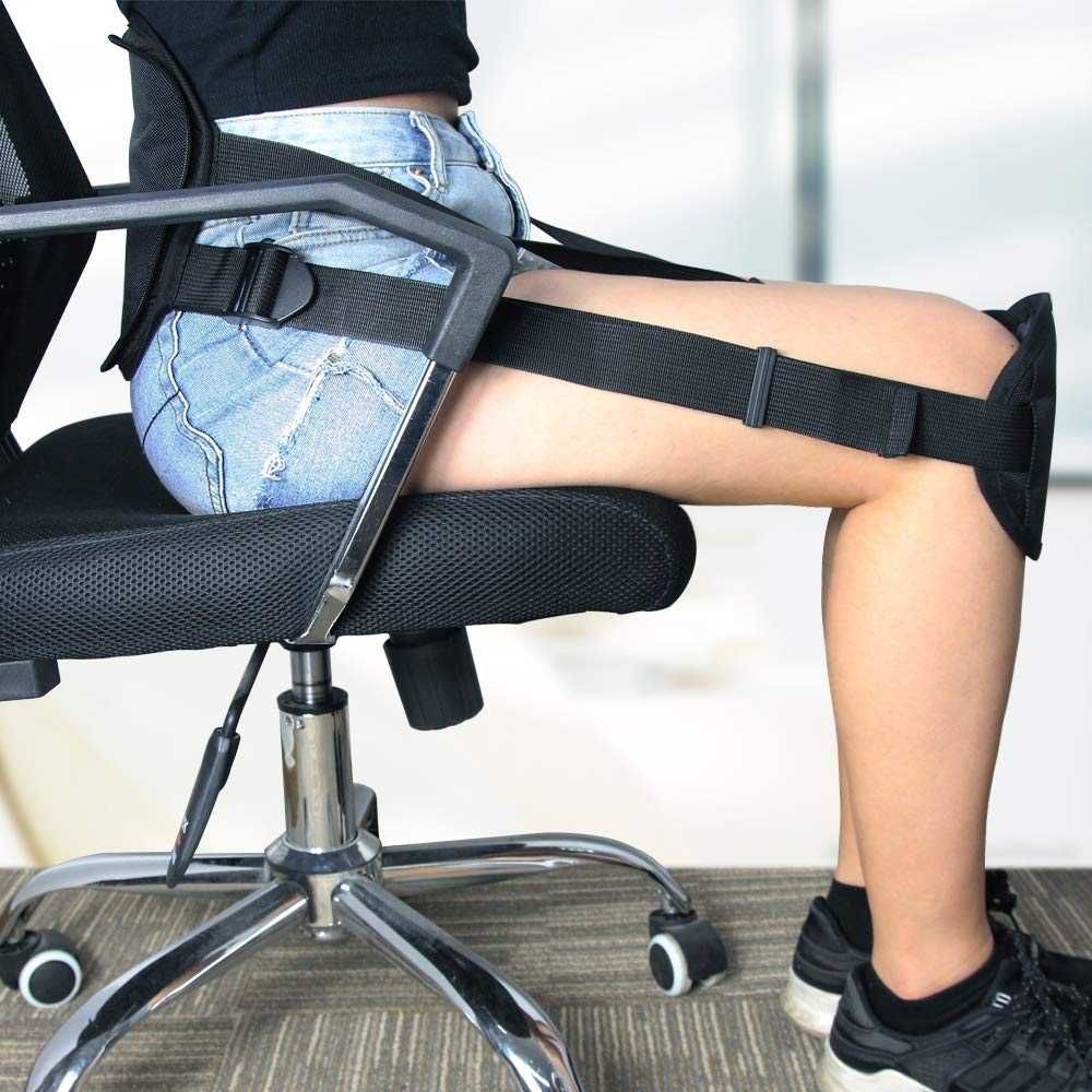 Бандаж для разгрузки спины и коррекции осанки при сидячей работе.