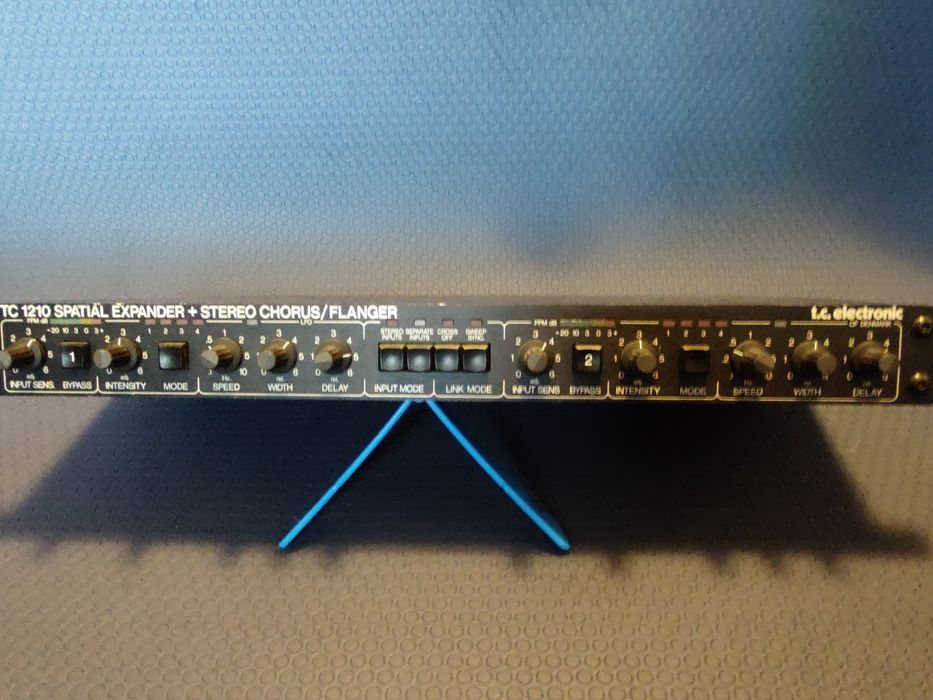 TC 1210 Spatial Expander + Stereo Chorus Flanger