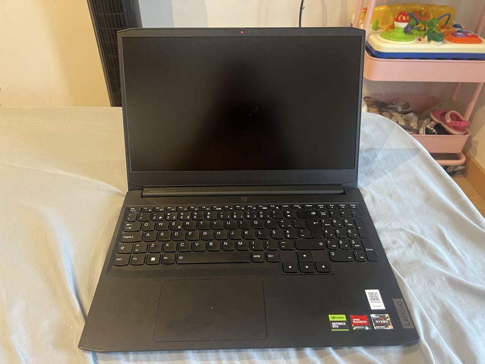 Portátil Lenovo IdeaPad Gaming 3