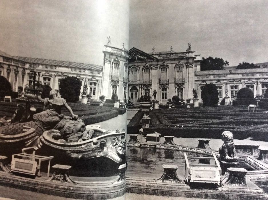 Monumentos e Edifícios Notáveis do Distrito de Lisboa, 1963.