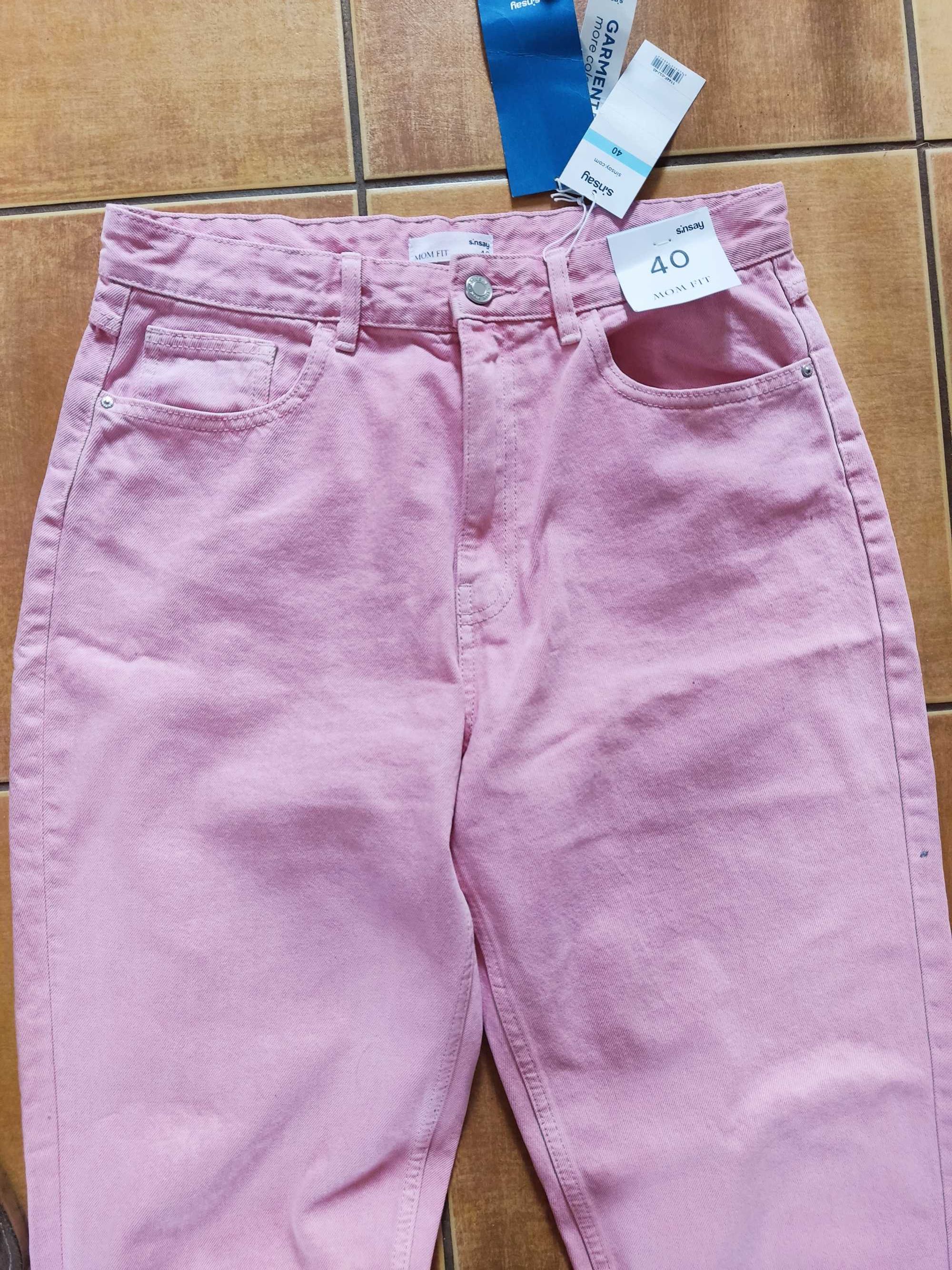 Różowe jeansy Mój Fit wysoki stan Sinsay