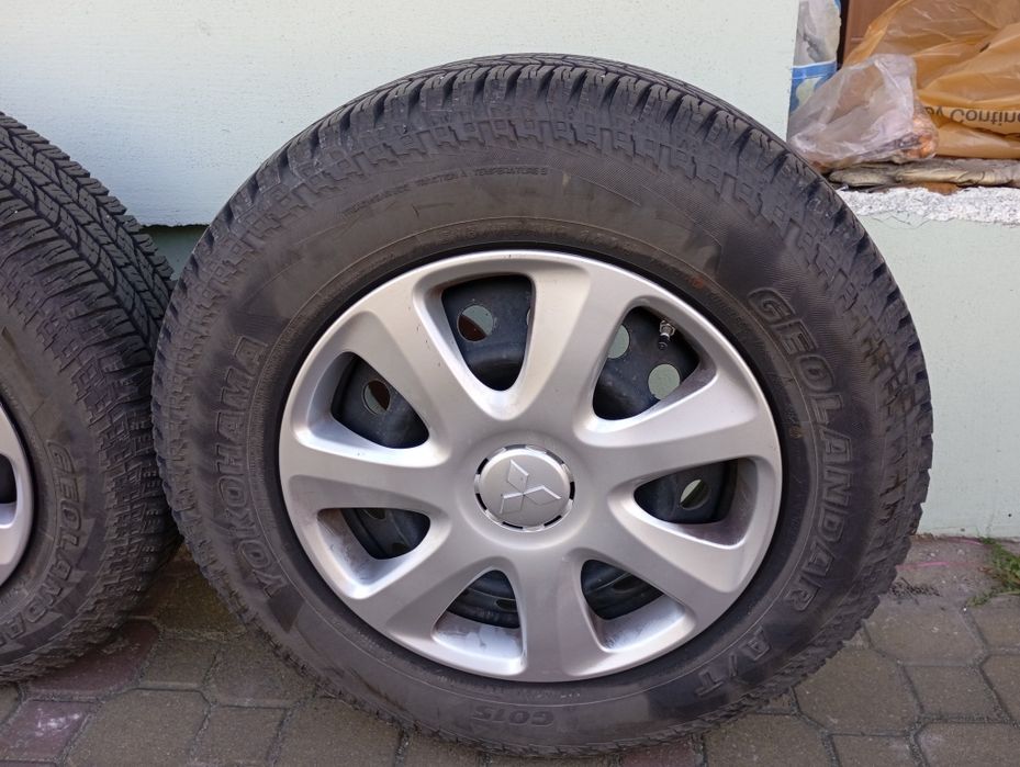 Koła stalowe rozm 16 5x114.3  opony zimowe yokohama stan idealny