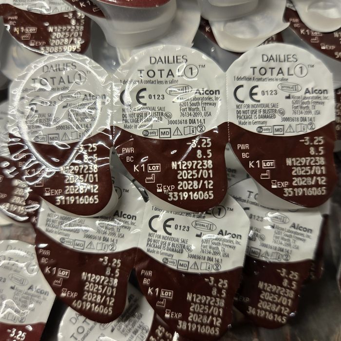 Soczewki jednodniowe Dailies Total Alcon -3,25, 66szt.