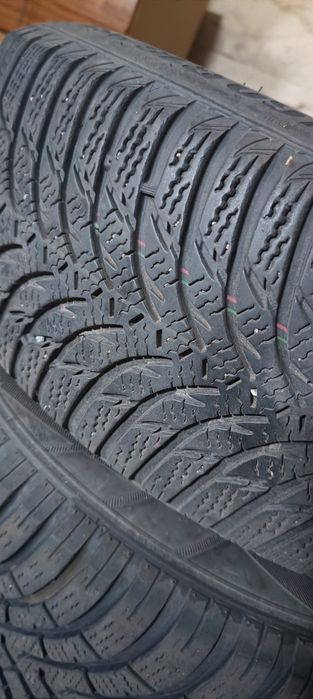 Felgi  opony  - aluminiowe  205/60 R16. 3szt  stalowe 205/65 R15