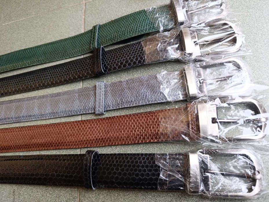 Ремень из кожи морской змеи..Таїланд