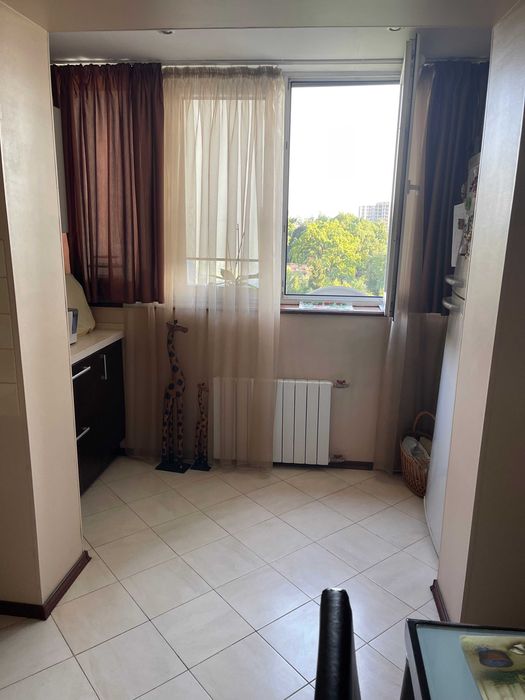 довгострокова оренда кімнати