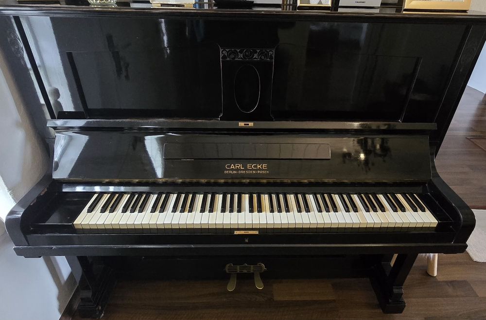 Pianino Carl Ecke