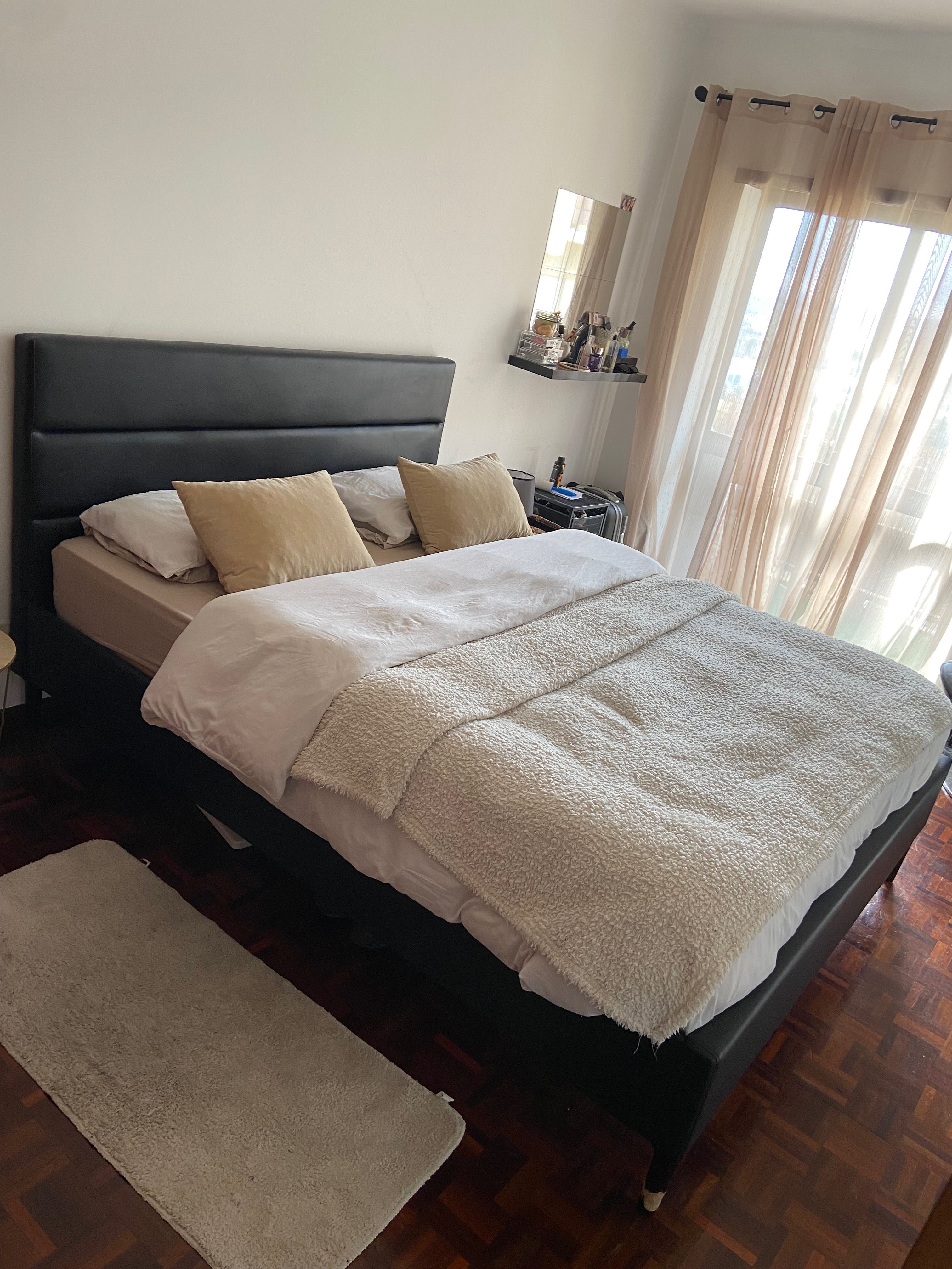 Cama de casal + colchão