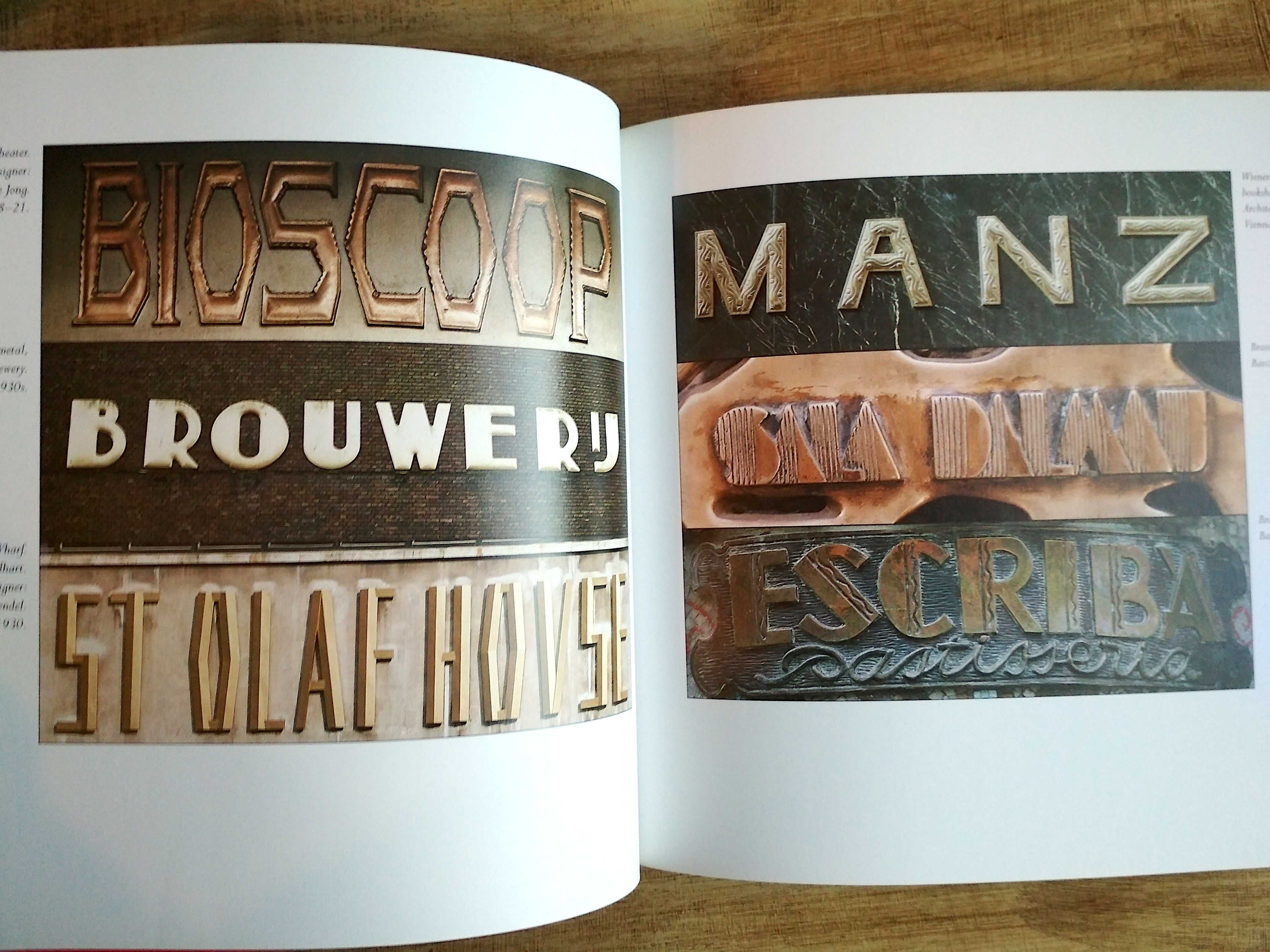 Design Age: The Art of the Decorative Sign (porte incluído)