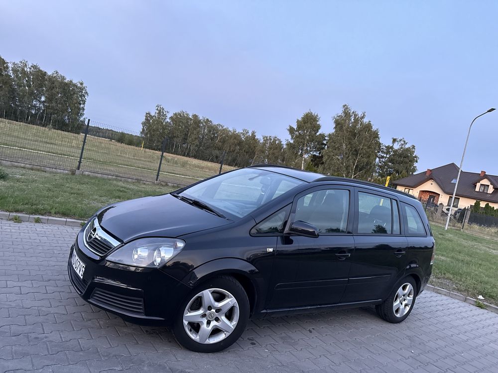 Opel Zafira B 2006r 1.9cdti 122km/7 osobowy/Hak/Bez wkładu