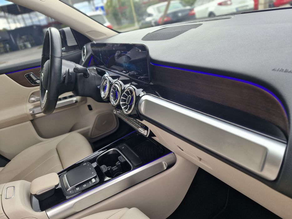 Mercedes Benz EQB 300  70,5kwt