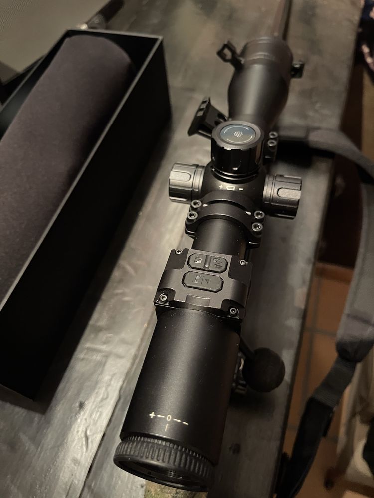 Mira Pard Ds37/70mm com iluminador laser monterlight