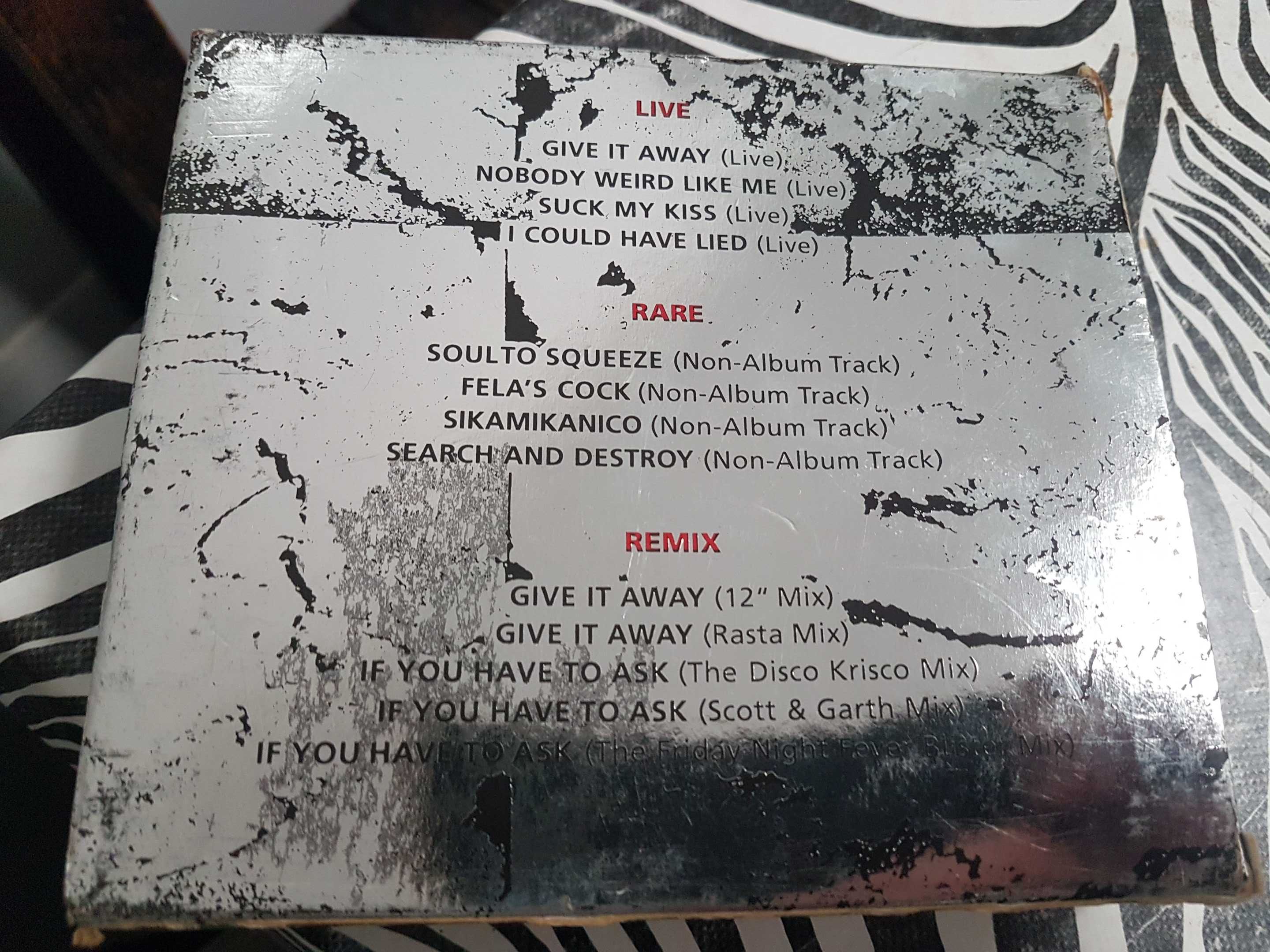 Cd Box red Live hot rare chili remix peppers
