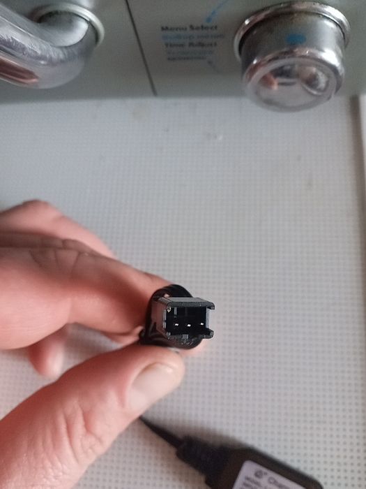 Usb 7.4 500 mA. Зарядка для игрушек виход контактов 4,3, 2 пина