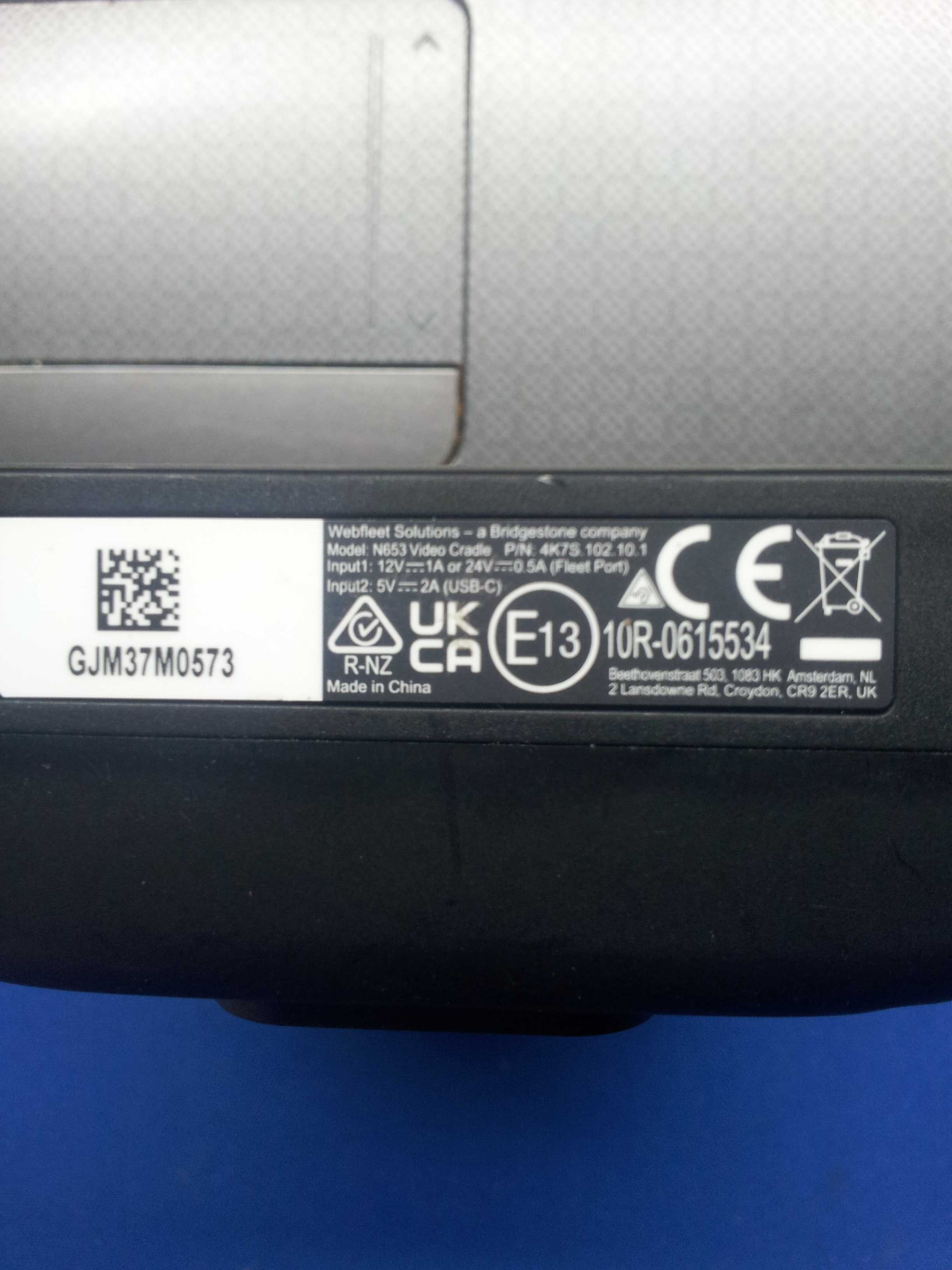 Uchwyt nawigacji Tomtom pro 8475
