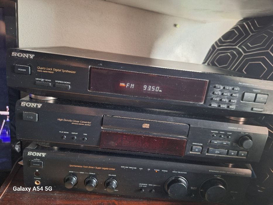 Wieza Sony 3 segmenty