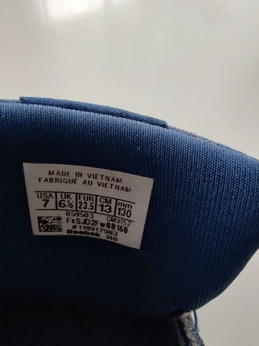Reebok buty sportowe skóra naturalna niebieski rozmiar 23,5