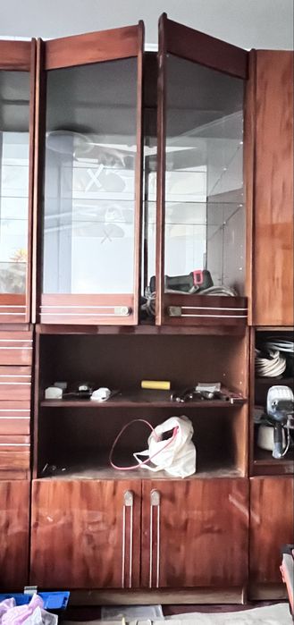 Продається одна секція стінки