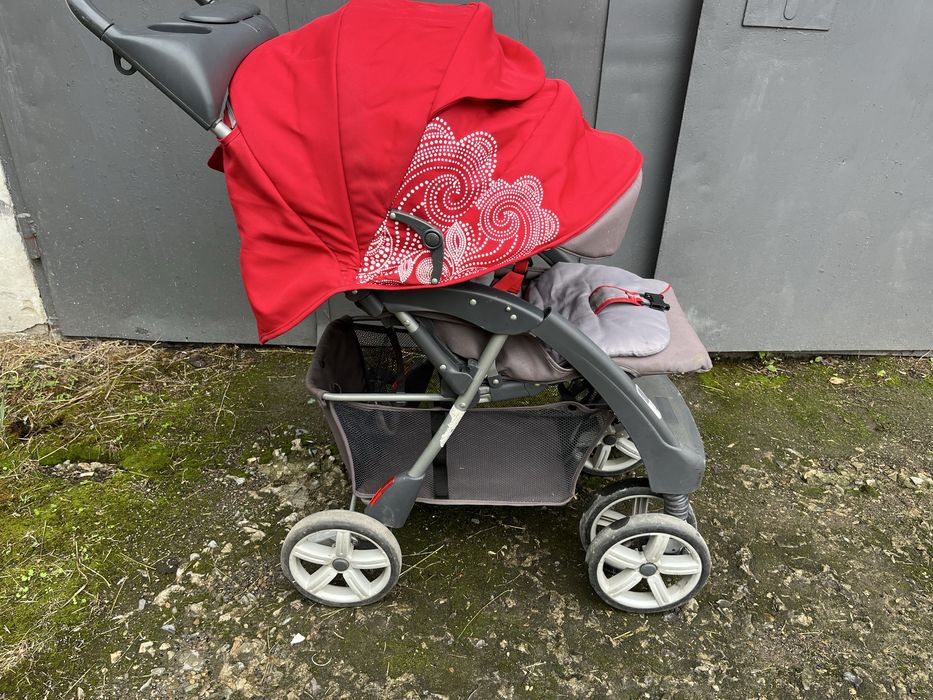 Літній візочок з гарною амартизацією