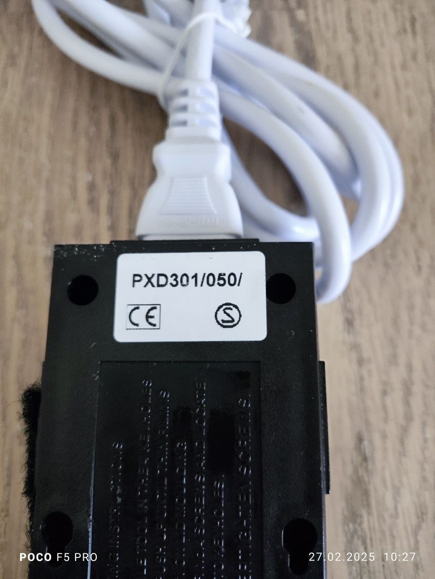 Мережевий фільтр серверний BULGIN QX3298 на 5 розеток С13/ 1U 10A 1,5м