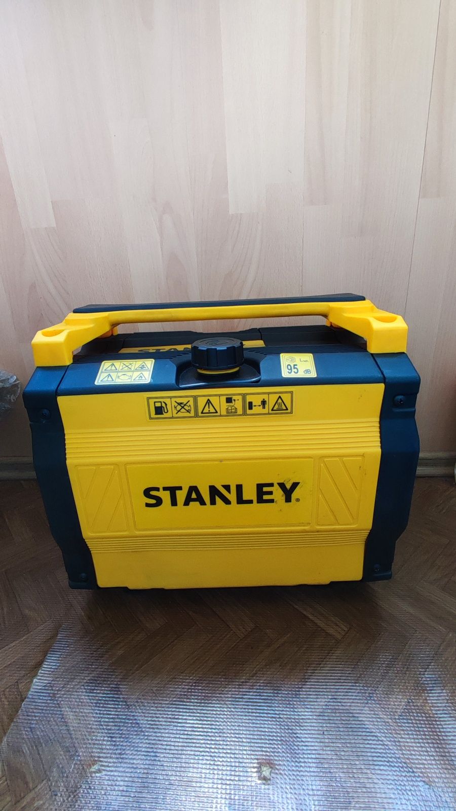 Новий! Stanley Sig 1200S - інвенторний генератор