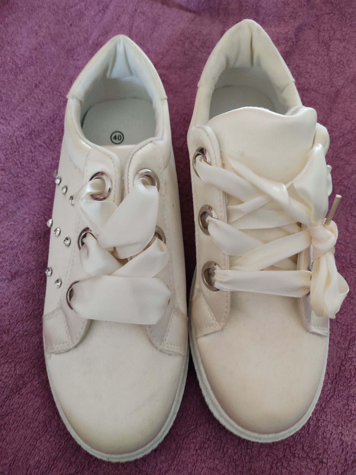 Sapatilhas creme