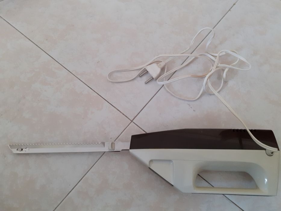 Faca Eléctrica - Marca Moulinex