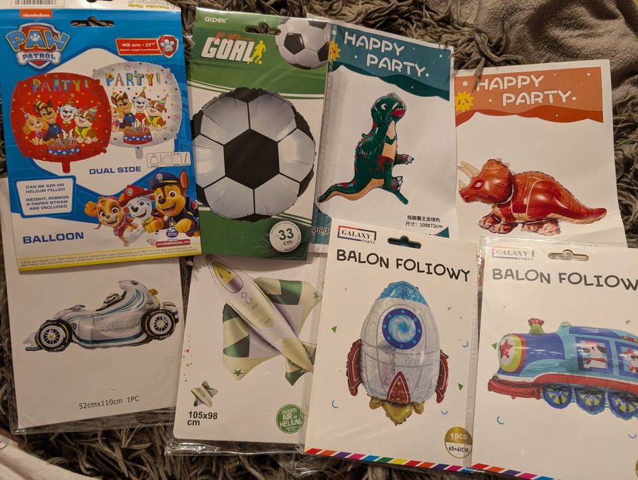 Cała góra nowych dmuchanych balonów