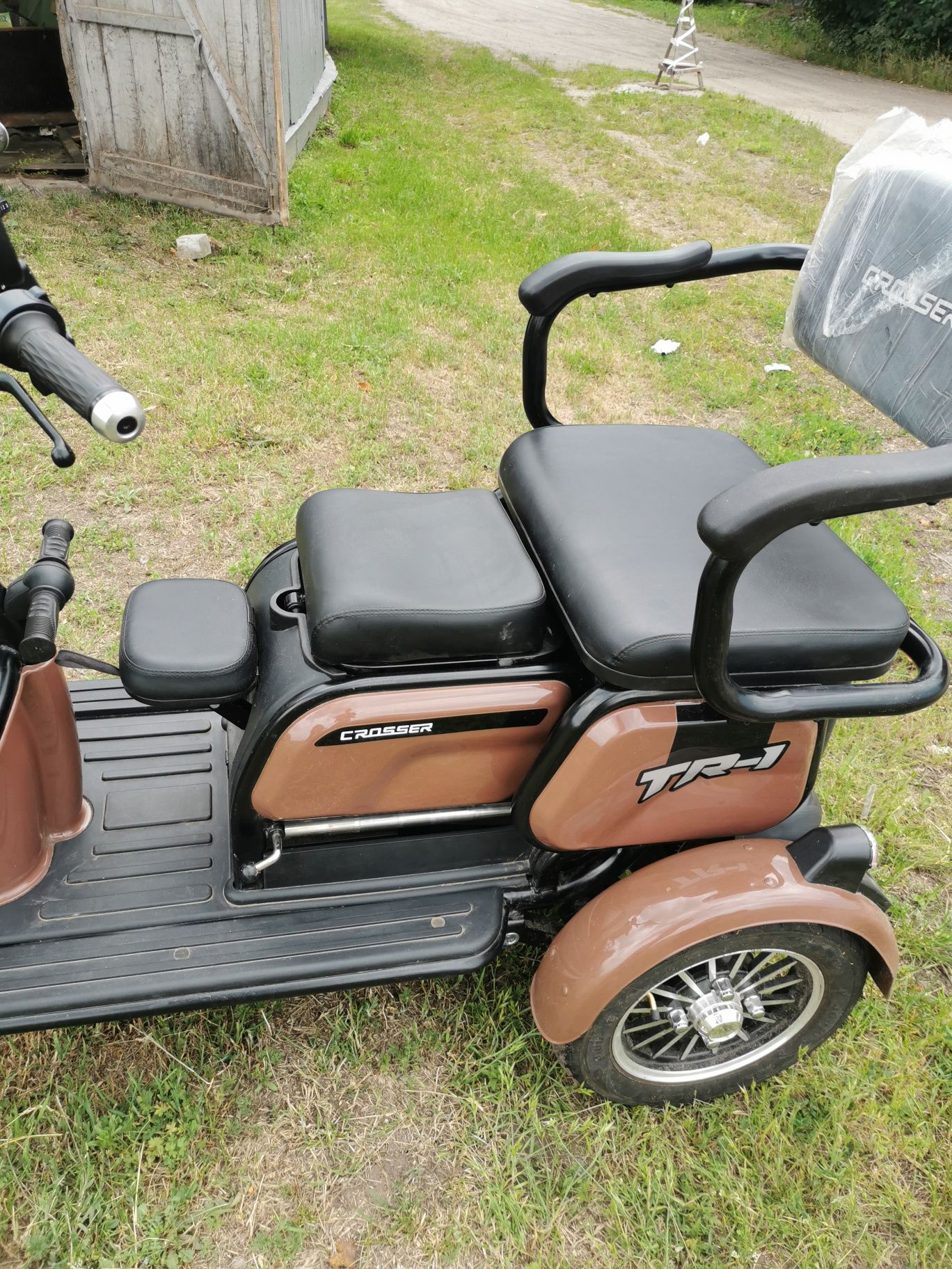 Електроскутер триколісний Crosser TR1 600W 20АН