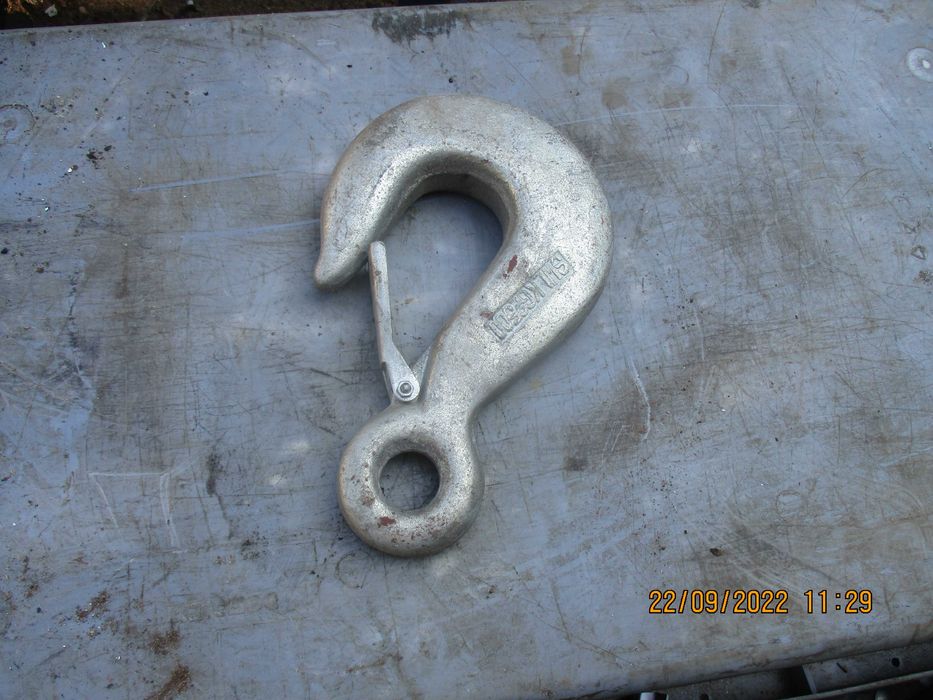 gancho  de 2500 kilos novo