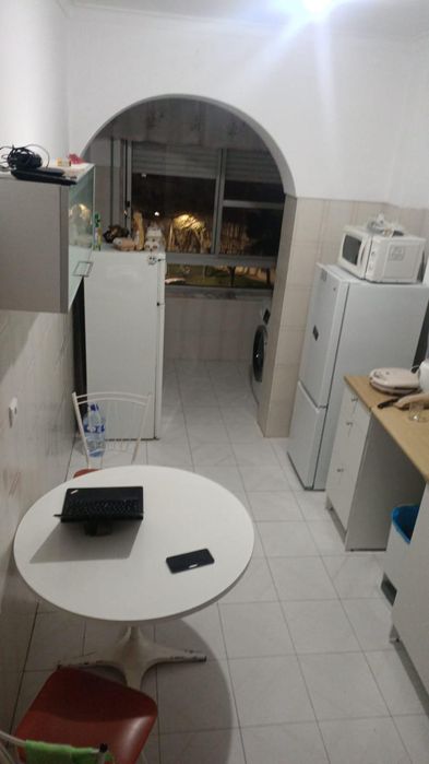 Arrendo quartos compartilhados