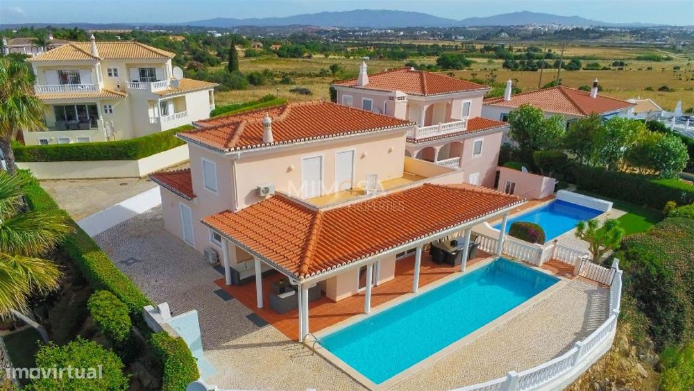 Moradia T6 Venda em Odiáxere,Lagos