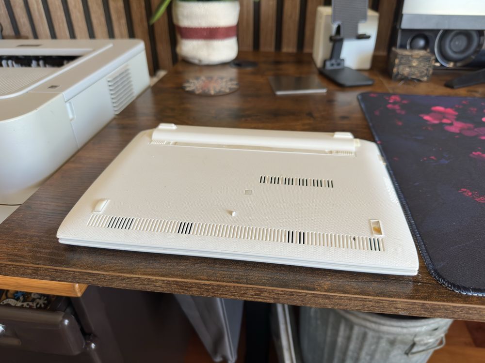 Computador Portátil Asus EeePC 1025C