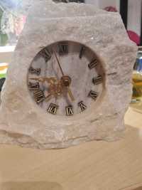 Zegar z kamienia naturalnego