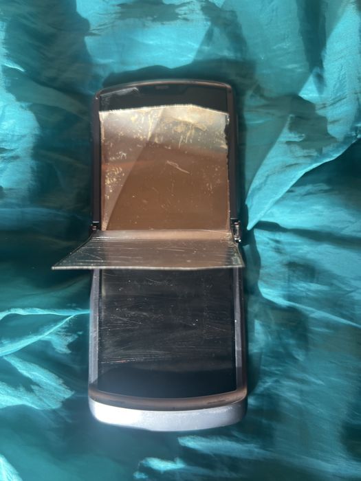 Motorola Razr 2020 5G RAM 8GB ROM 256GB
