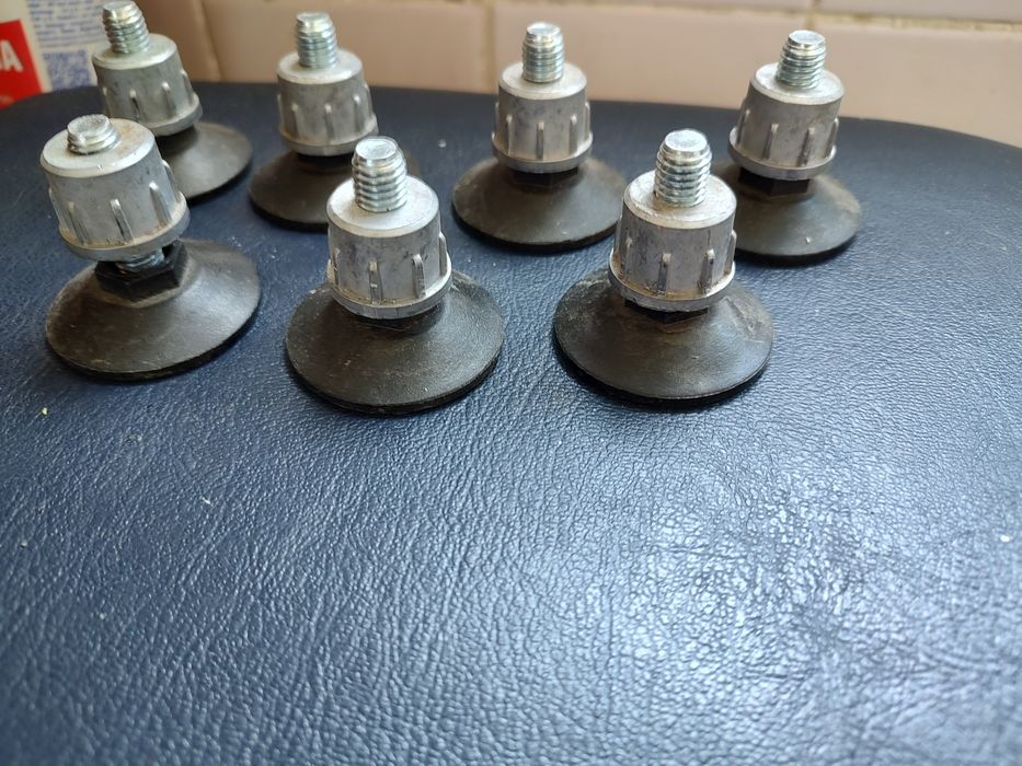 Мебельная фурнитура, ножка регулируемая, джокер