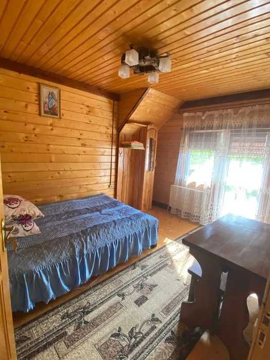 Готель з басейном (на 8 осіб, Карпати, Україна поруч з с.Славське)