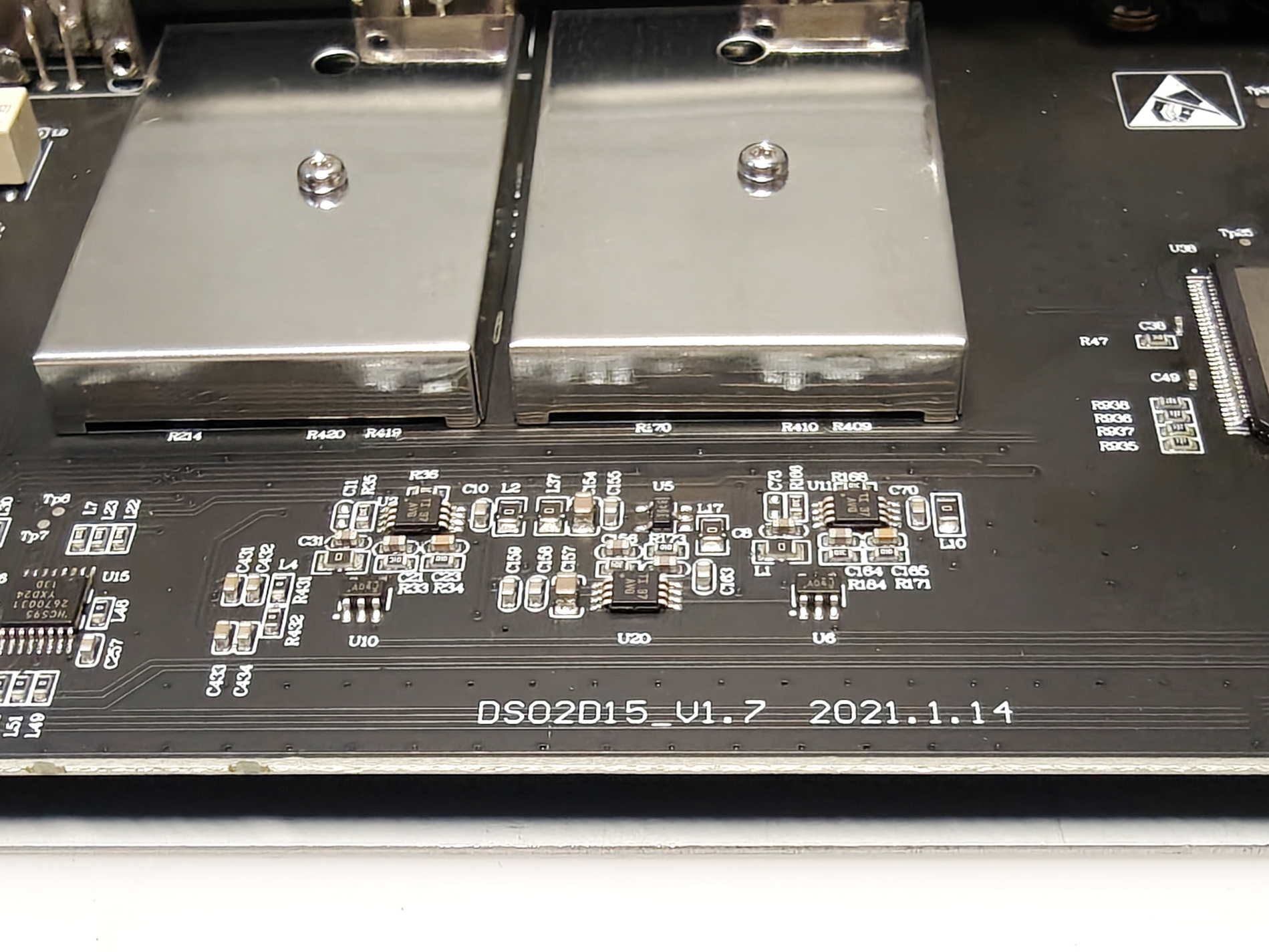 Hantek DSO-2C10 / DSO-2D15 2-х канальный осциллограф 2х150 МГц, 25 МГц