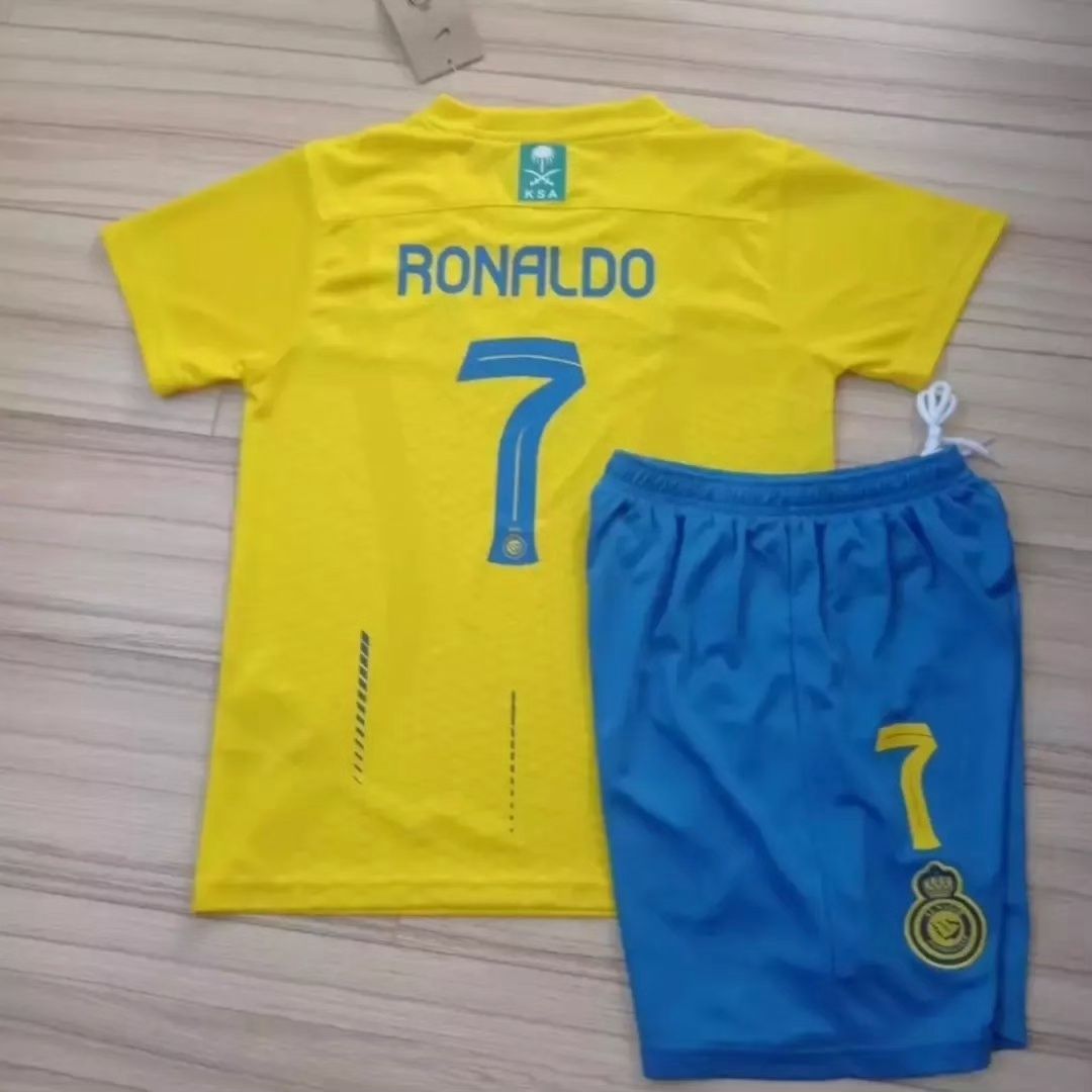 Футбольна форма Роналдо