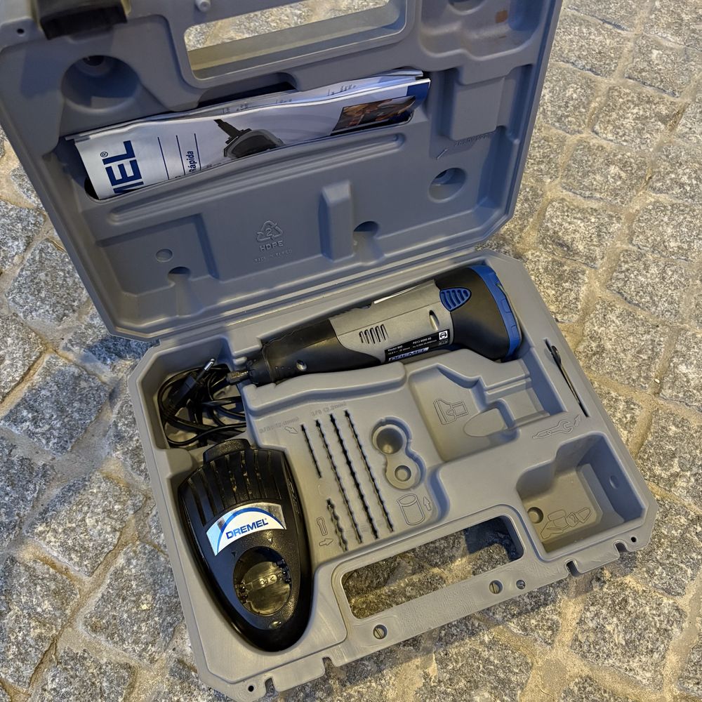 Dremel 800 Sem Fios – 10,8V | Como Nova