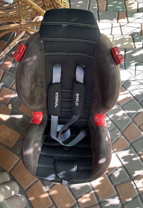 Автокрісло Eternal Shield