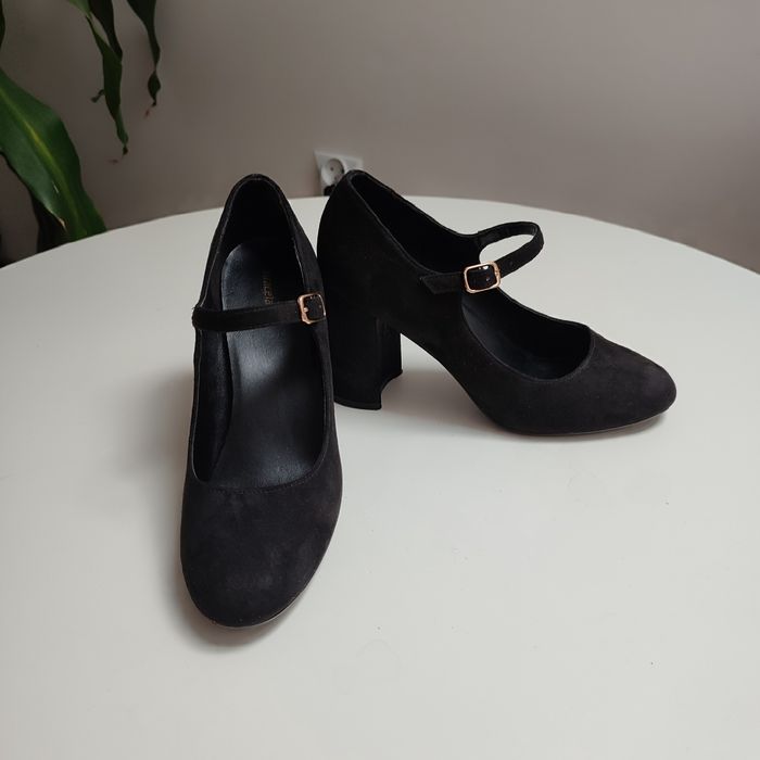 Buty zamszowe Graceland r. 38 czarne na obcasie