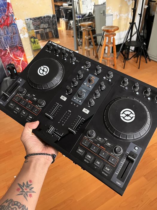 Native Instruments Traktor S2 Mk2