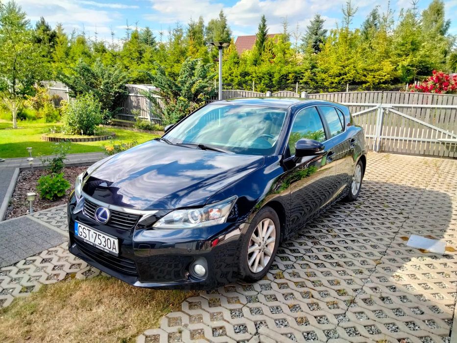 Lexus CT Lexus CT200H