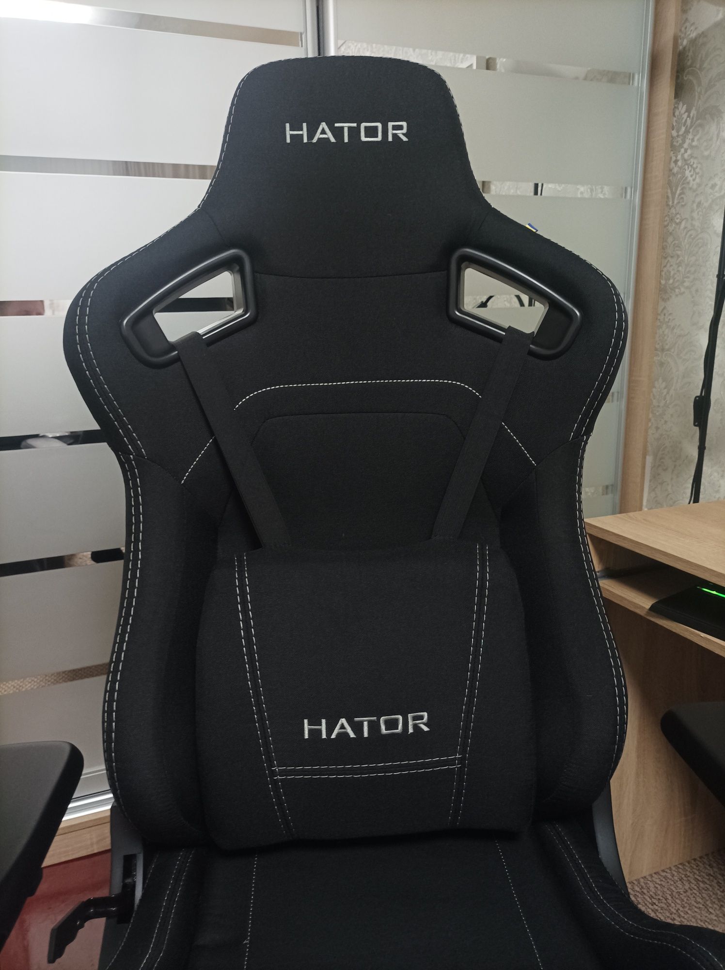 Комп'ютерне ігрове крісло Hator Arc Fabric