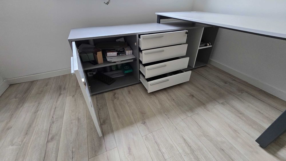 Biurko prawie jak nowe + komoda ostatnia szansa