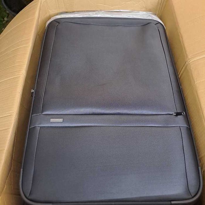 Walizki TOPMOVE zestaw 2 szt 96l i   62l czarne na kółkach